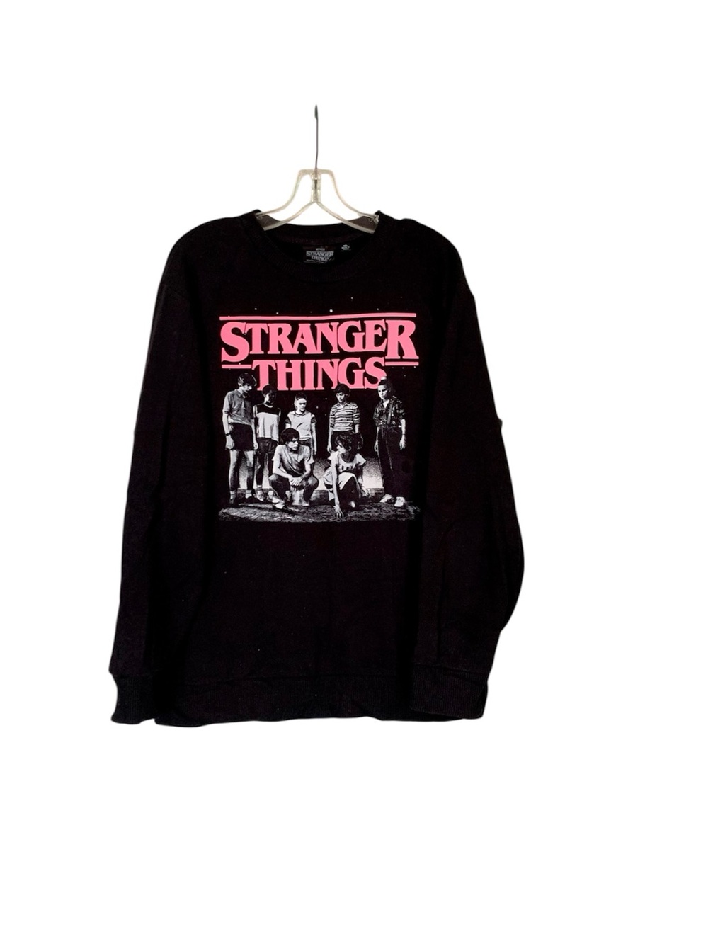 Netflix Stranger Things Black Faded Cast Poster Sweater Sweatshirt M